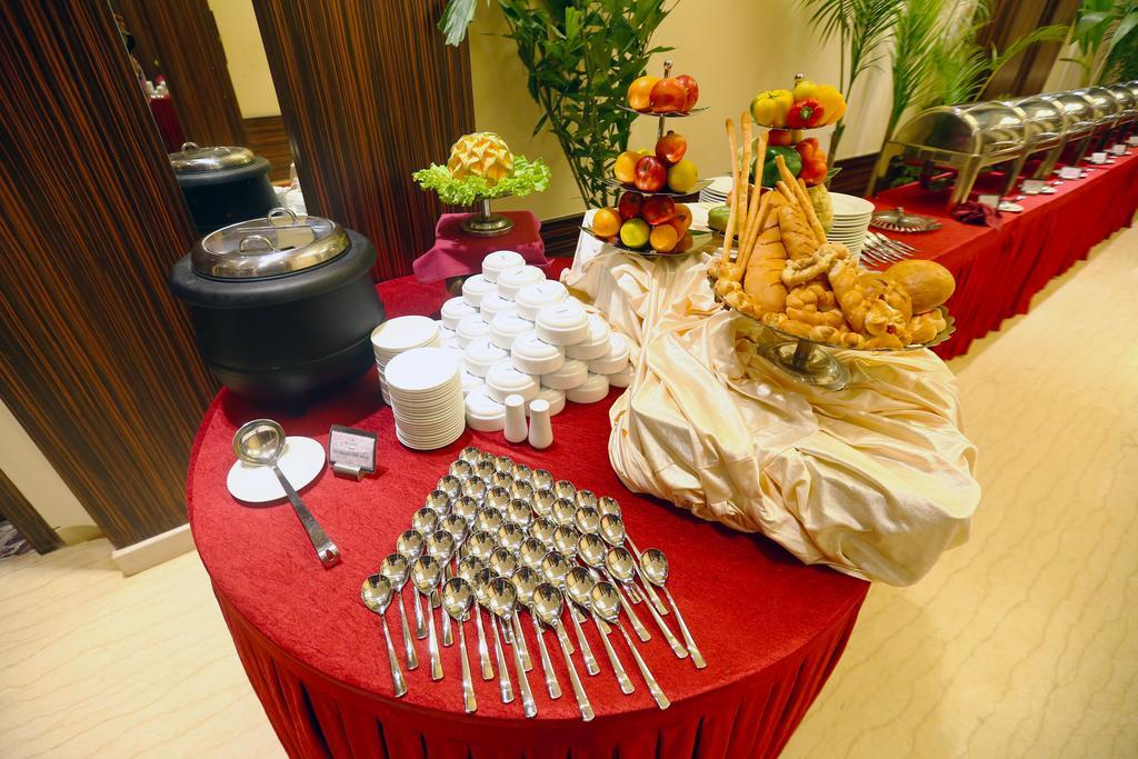 Grand Serenaa Hotel & Resorts, Auroville Eksteriør bilde