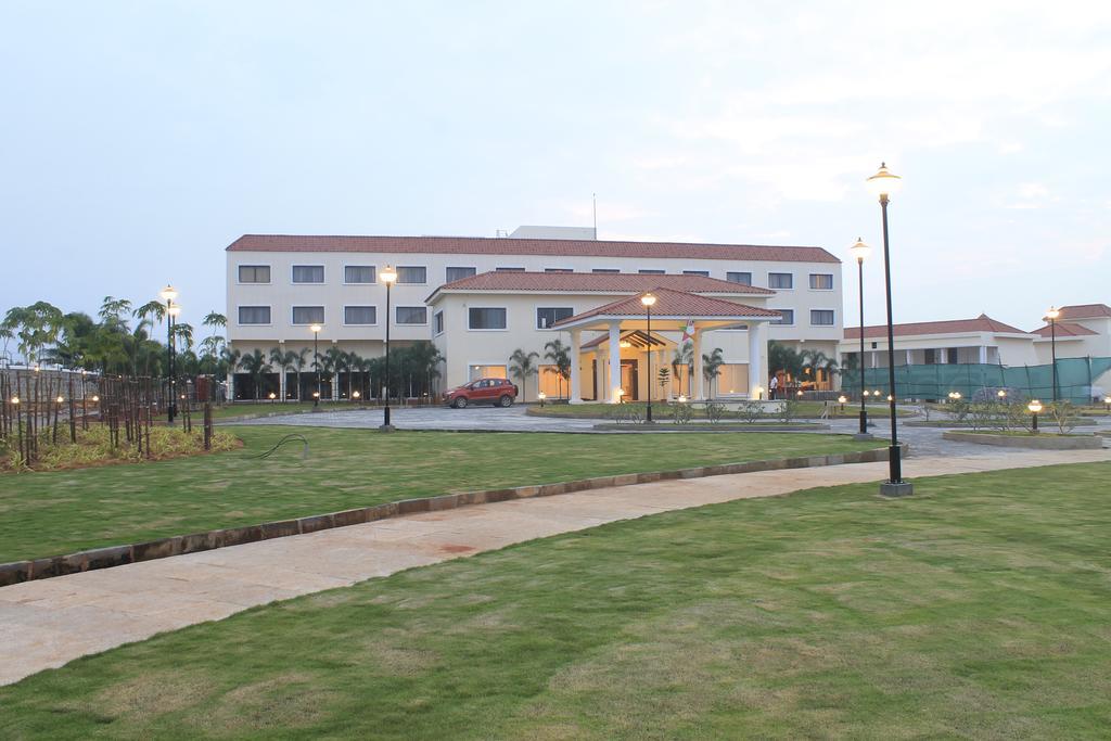 Grand Serenaa Hotel & Resorts, Auroville Eksteriør bilde